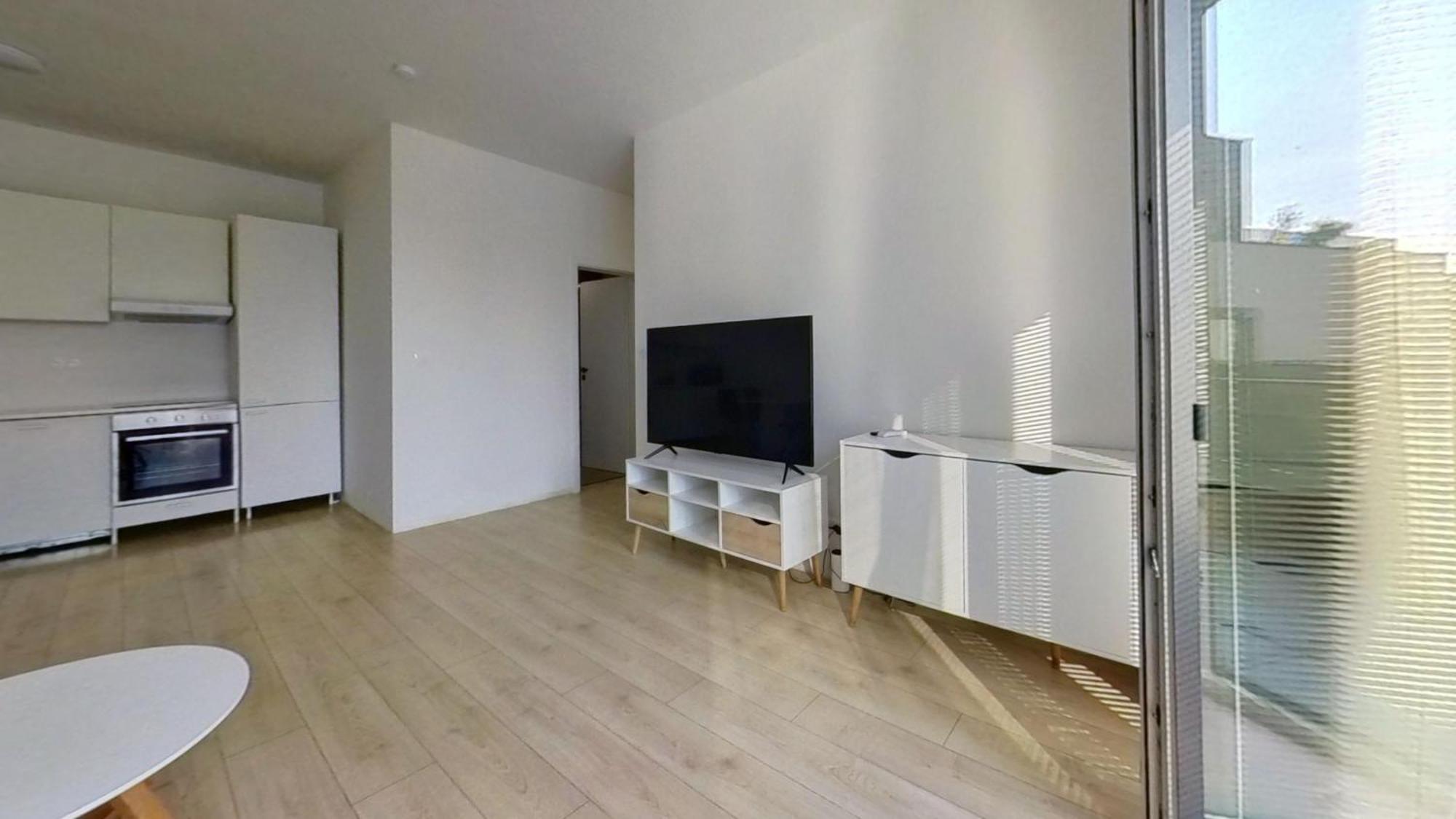 Air-Conditioned 2 Room Apartment, With Terrace, Rovinka, 302 Buitenkant foto
